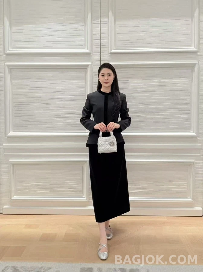 디올 디올 벨벳 트리밍 라운드넥 자켓 상세 이미지