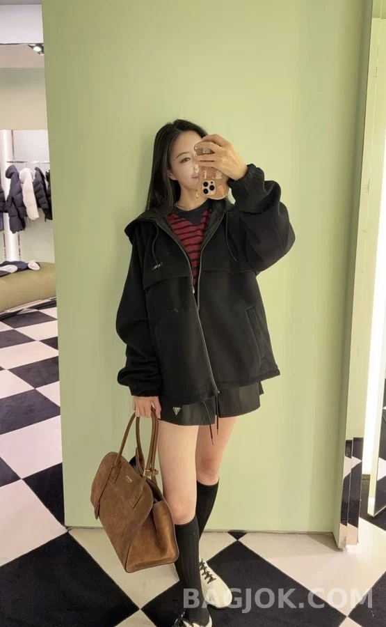 프라다 프라다 드로스트링 후드 플리스 자켓 상세 이미지