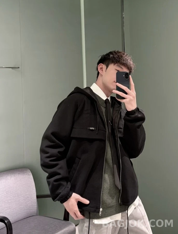 프라다 프라다 드로스트링 후드 플리스 자켓 상세 이미지