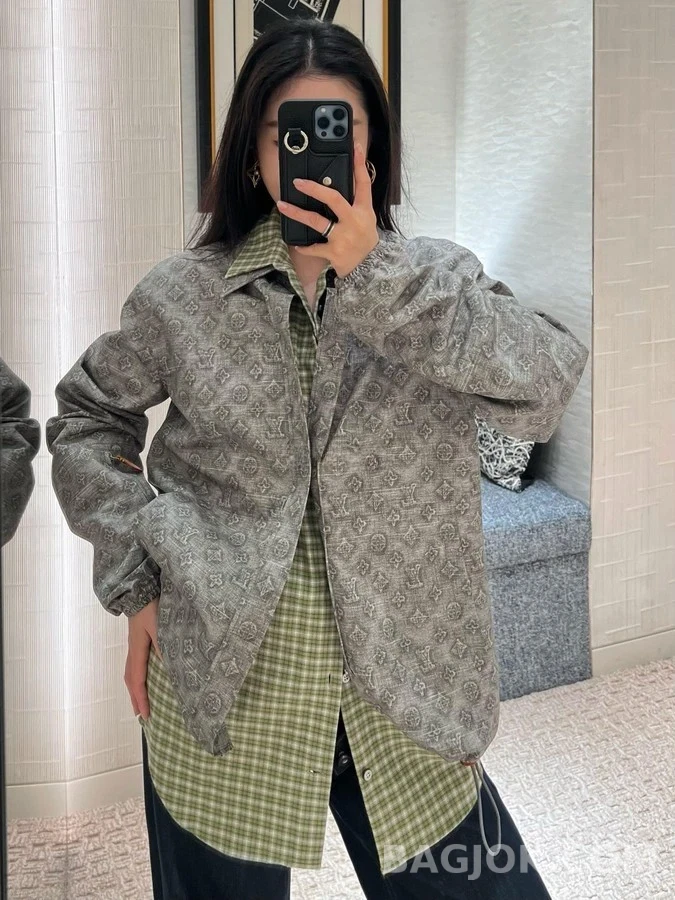 루이비통 루이비통 모노그램 프린트 재킷 상세 이미지