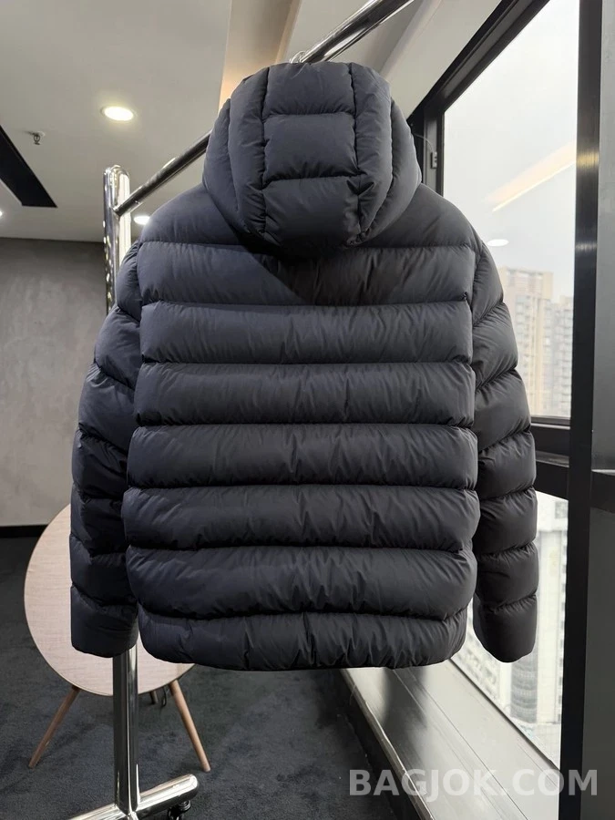 몽클레어 몽클레어 후드 구스 다운 패딩 상세 이미지