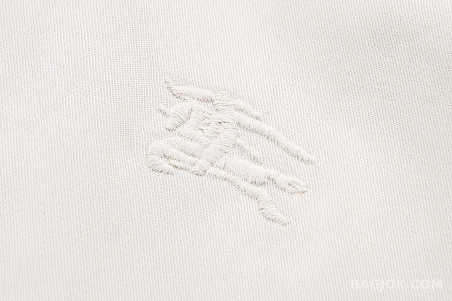 버버리 버버리 체크 카라 자수 해링턴 자켓 상세 이미지