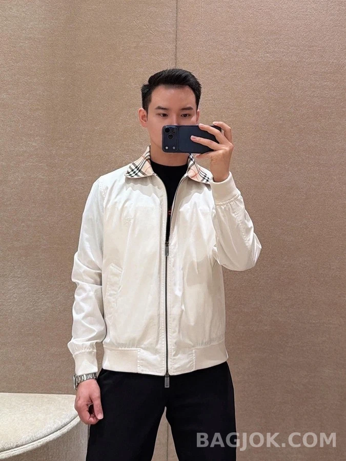 버버리 버버리 체크 카라 자수 해링턴 자켓 상세 이미지