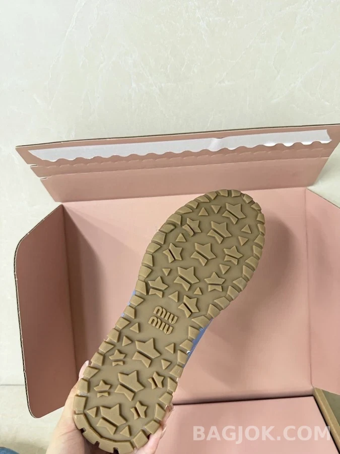 미우미우 미우미우 Tyre 스니커즈 상세 이미지