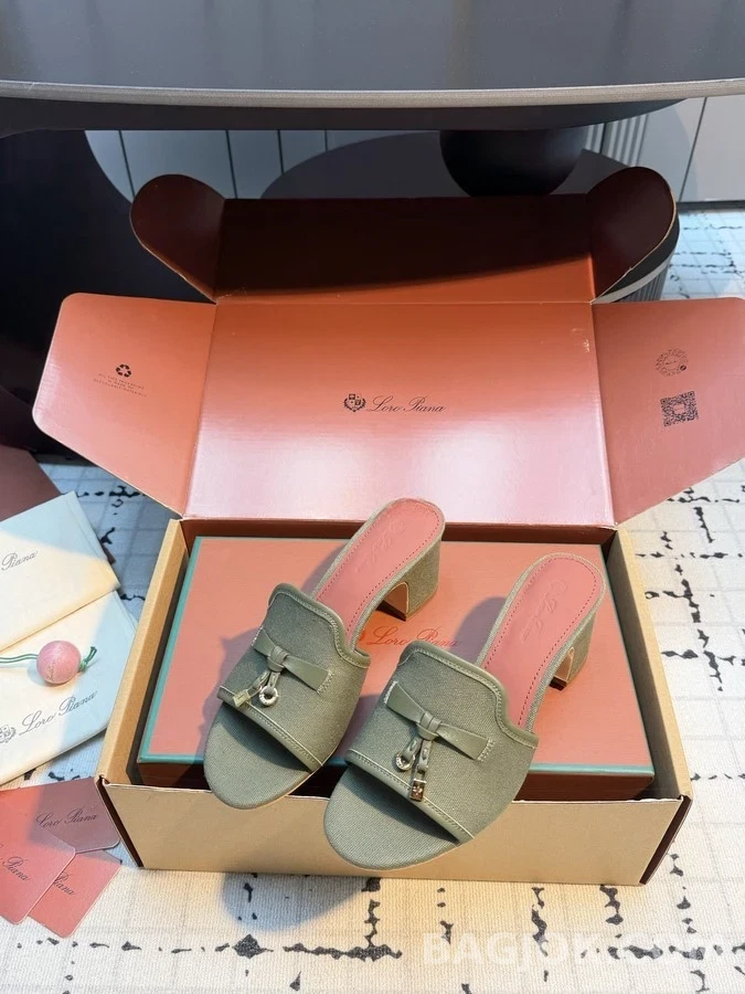  로로피아나 캔버스 패드락 뮬 샌들 상세 이미지