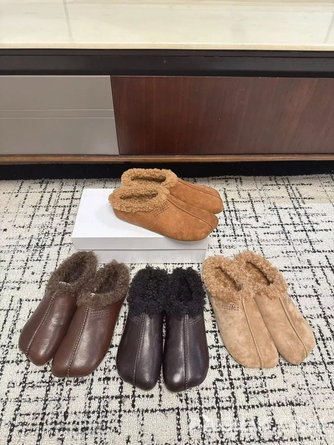  메종마르지엘라 울 안감 스웨이드 슬리퍼 상세 이미지
