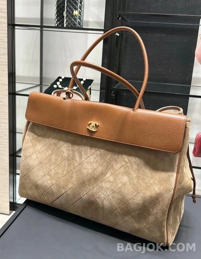 샤넬 샤넬 퀼팅 스웨이드 투톤 토트백 상세 이미지