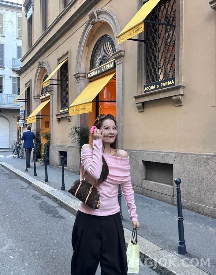 루이비통 루이비통 행 온 모노그램 핸드백 상세 이미지