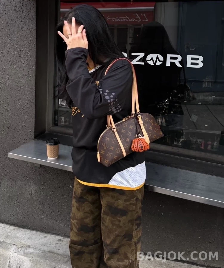 루이비통 루이비통 행 온 모노그램 핸드백 상세 이미지