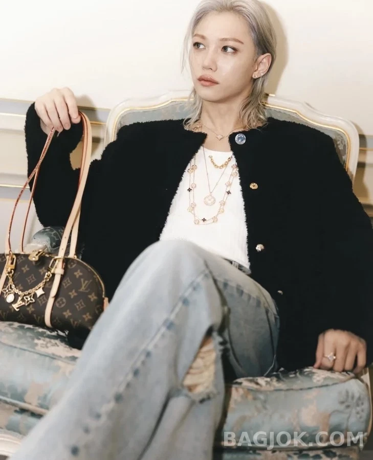 루이비통 루이비통 행 온 모노그램 핸드백 상세 이미지