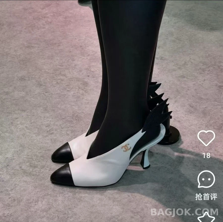 샤넬 샤넬 투톤 핀 디테일 슬링백 힐 상세 이미지