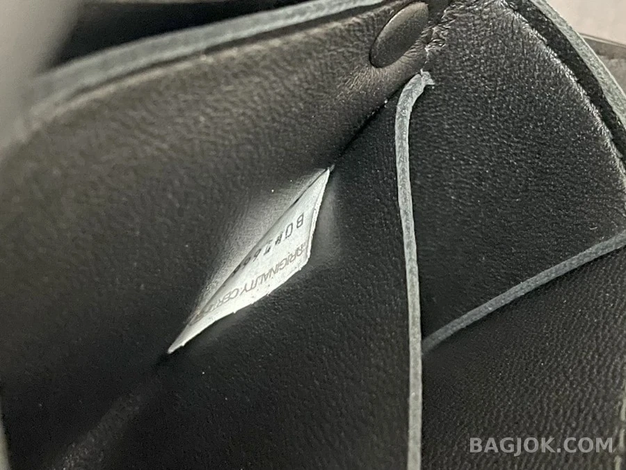 보테가베네타 보테가 베네타 카세트 패디드 백 상세 이미지