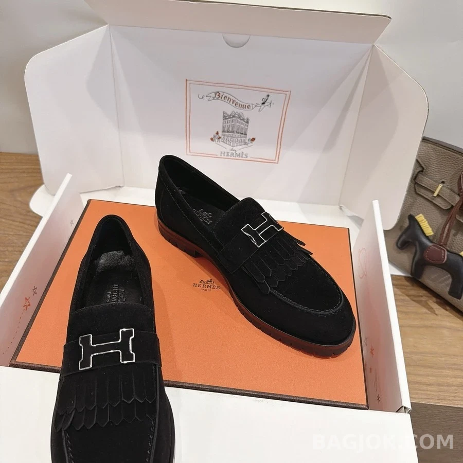 발렌티노 발렌티노 락스터드 프린지 로퍼 상세 이미지