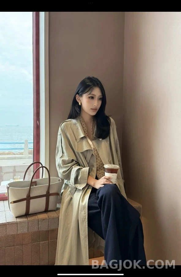  로로피아나 발레 캔버스 레더 토트백 상세 이미지