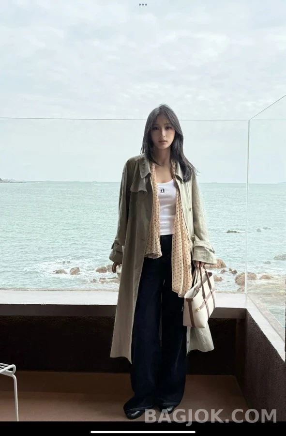  로로피아나 발레 캔버스 레더 토트백 상세 이미지