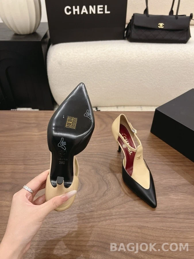 샤넬 샤넬 T-스트랩 배색 힐 상세 이미지