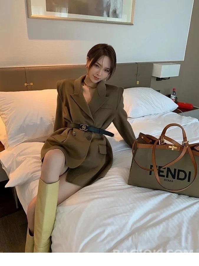 펜디 펜디 피카부 엑스-토트 캔버스 로마 토트백 상세 이미지