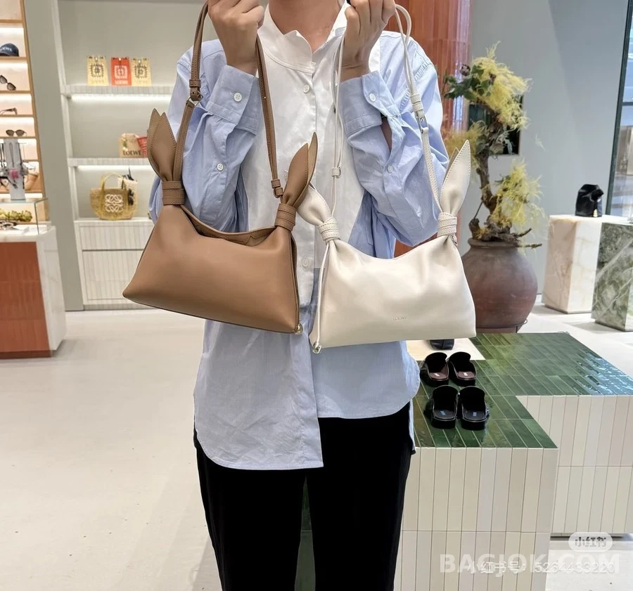 로에베 로에베 버니 미니 탑 핸들 숄더백 상세 이미지