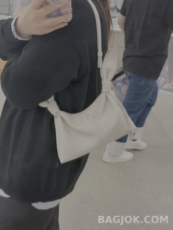 로에베 로에베 버니 미니 탑 핸들 숄더백 상세 이미지