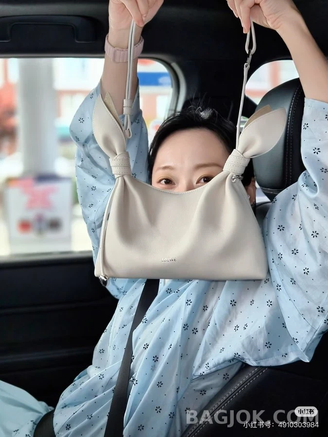로에베 로에베 버니 미니 탑 핸들 숄더백 상세 이미지