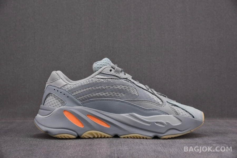 이지 부스트 Yeezy 이지 부스트 700 V2 이너시아 상세 이미지