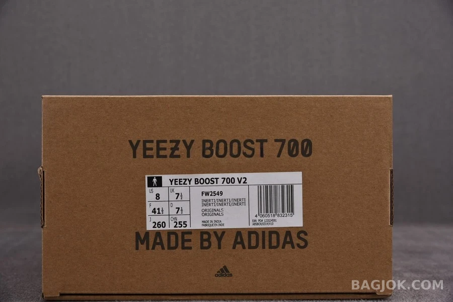  이지 부스트 Yeezy 이지 부스트 700 V2 이너시아 상세 이미지