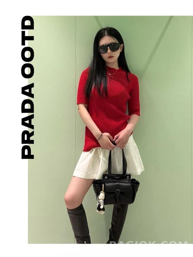 프라다 프라다 루트 미니 레더 토트백 상세 이미지
