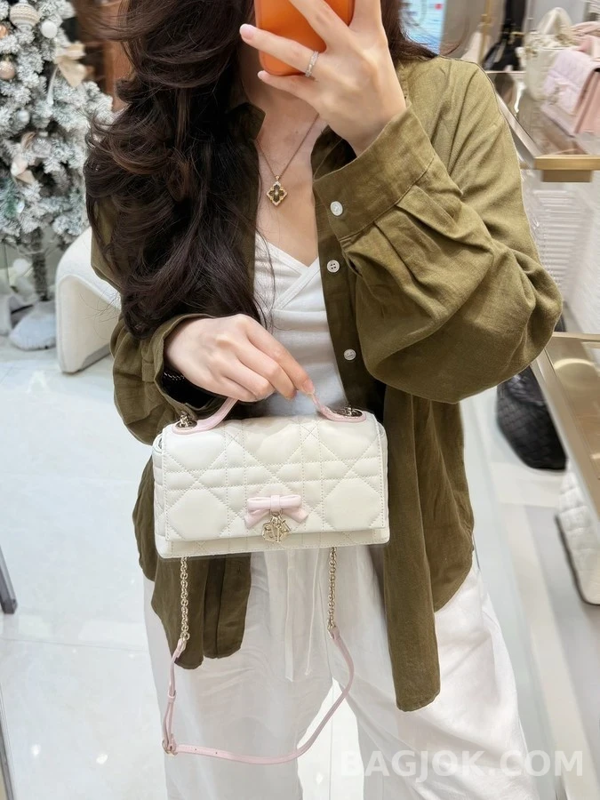 디올 디올 레이디 미니 체인백 (탈착식 보우 장식) 상세 이미지