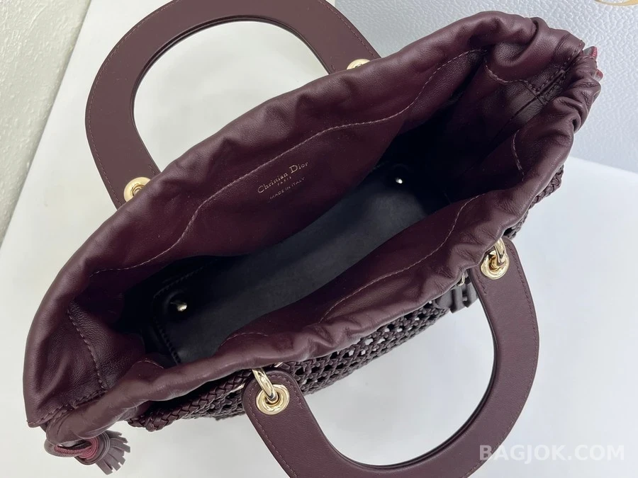 디올 디올 레이디 디올 미디엄 퍼포레이티드 핸드백 상세 이미지