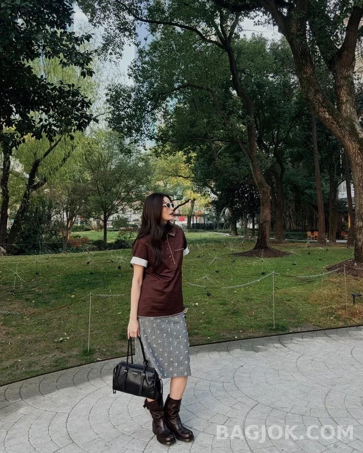 프라다 프라다 버클 더블 벨트 가죽 핸드백 상세 이미지