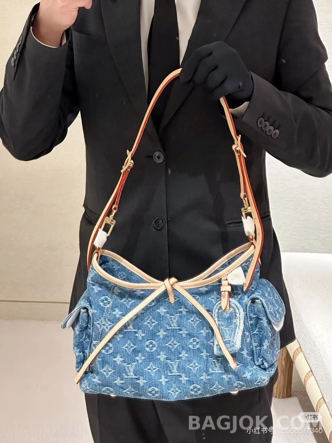 루이비통 루이비통 모노그램 데님 배기 숄더백 상세 이미지