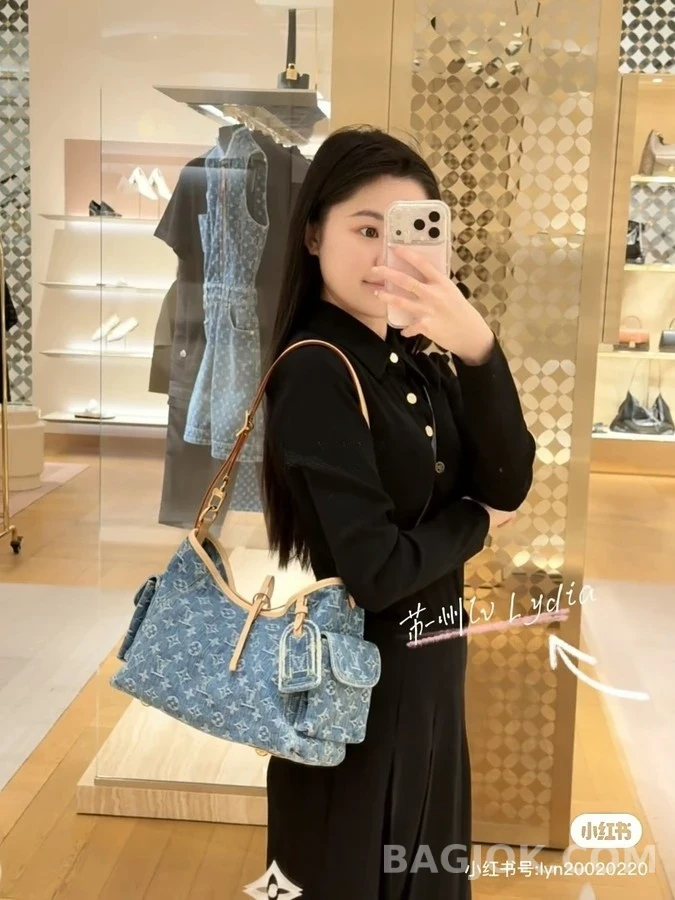 루이비통 루이비통 모노그램 데님 배기 숄더백 상세 이미지
