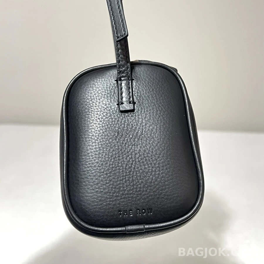 더로우 90년대 숄더백 상세 이미지
